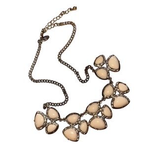 EUC Ann Taylor Cream and Silver Necklace